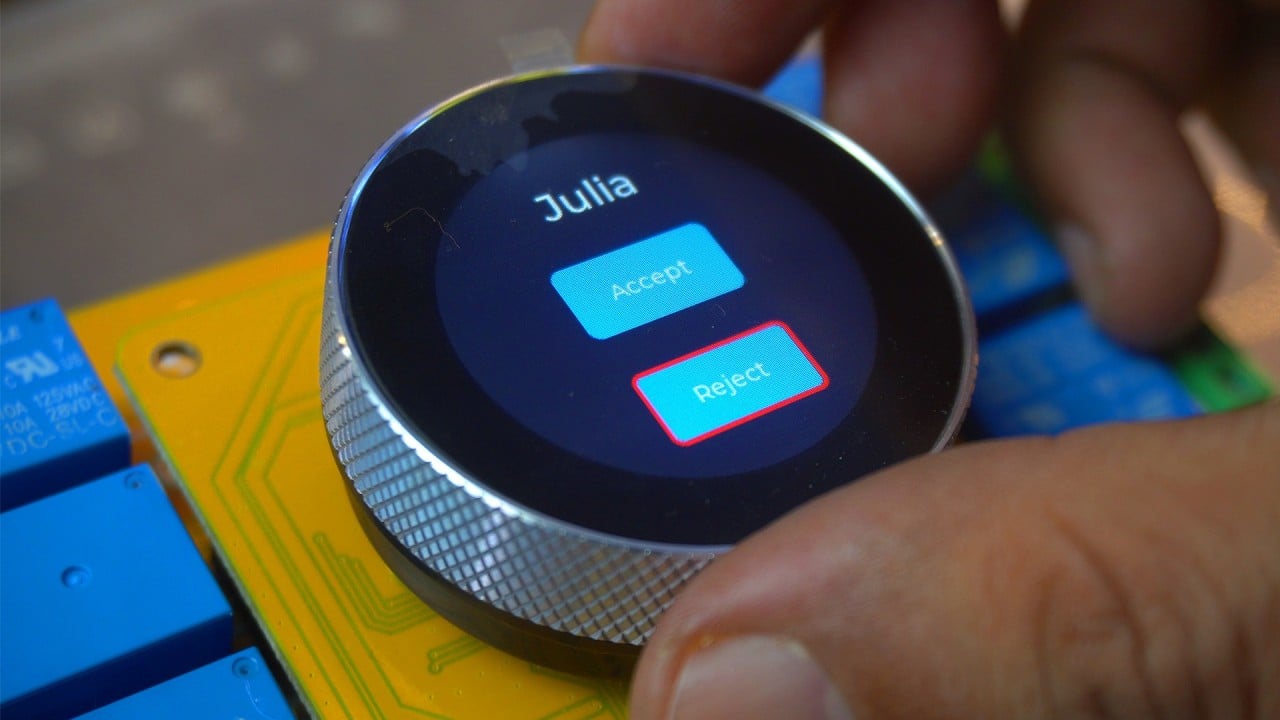 Smartphone + Vehicle Control System With ESP32-S3