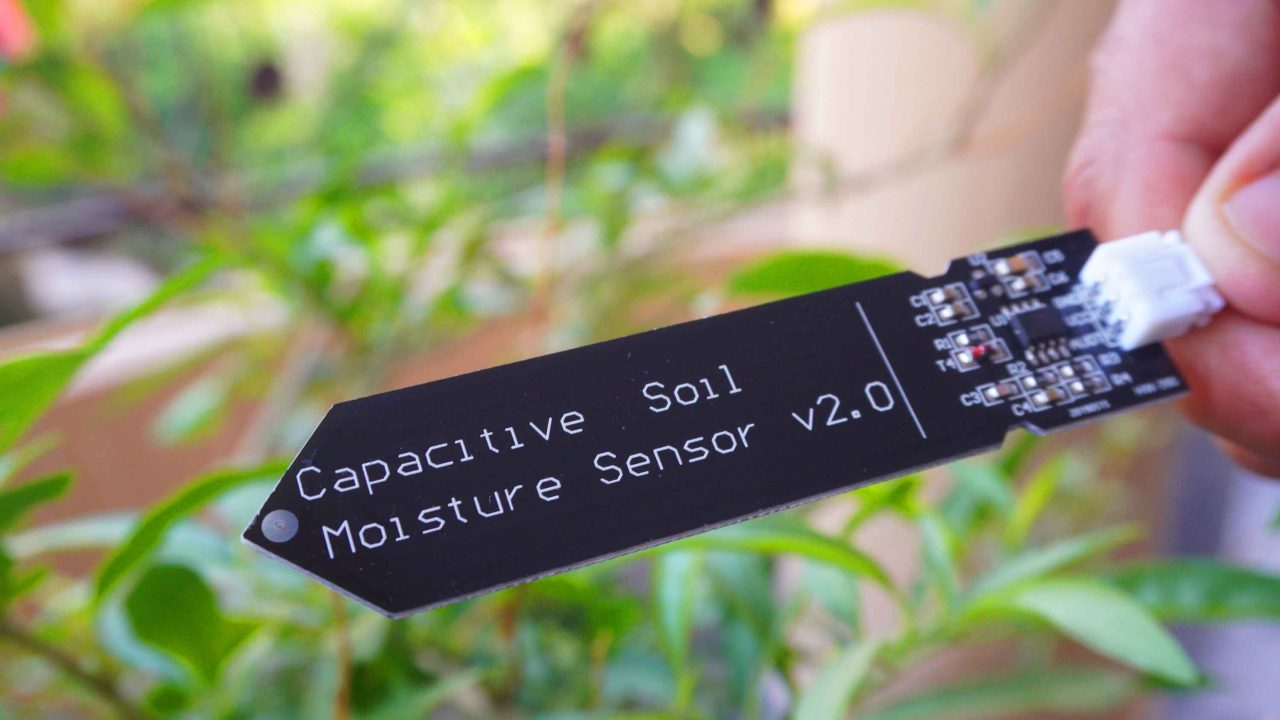 Arduino Capacitive Soil Moisture Sensor