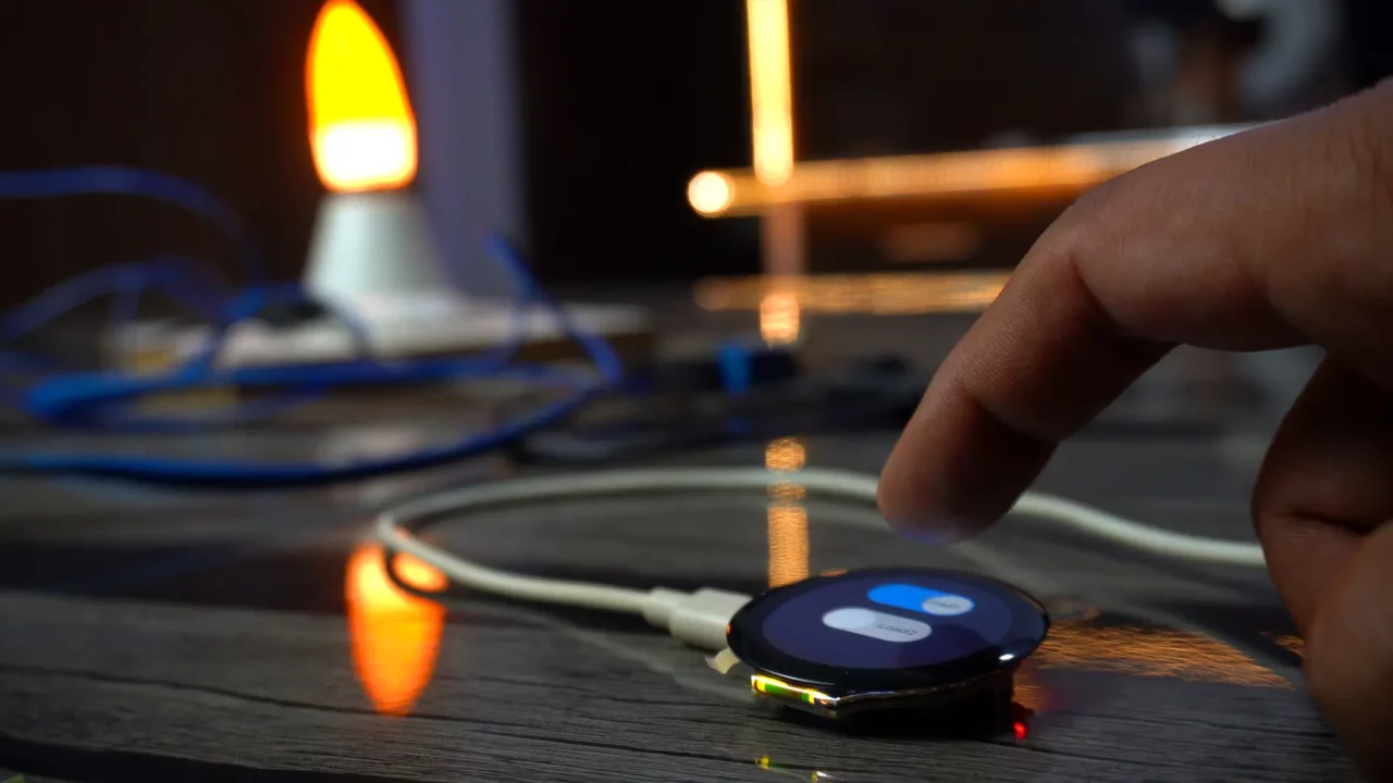 SmartWatch Home Automation controlling bulb