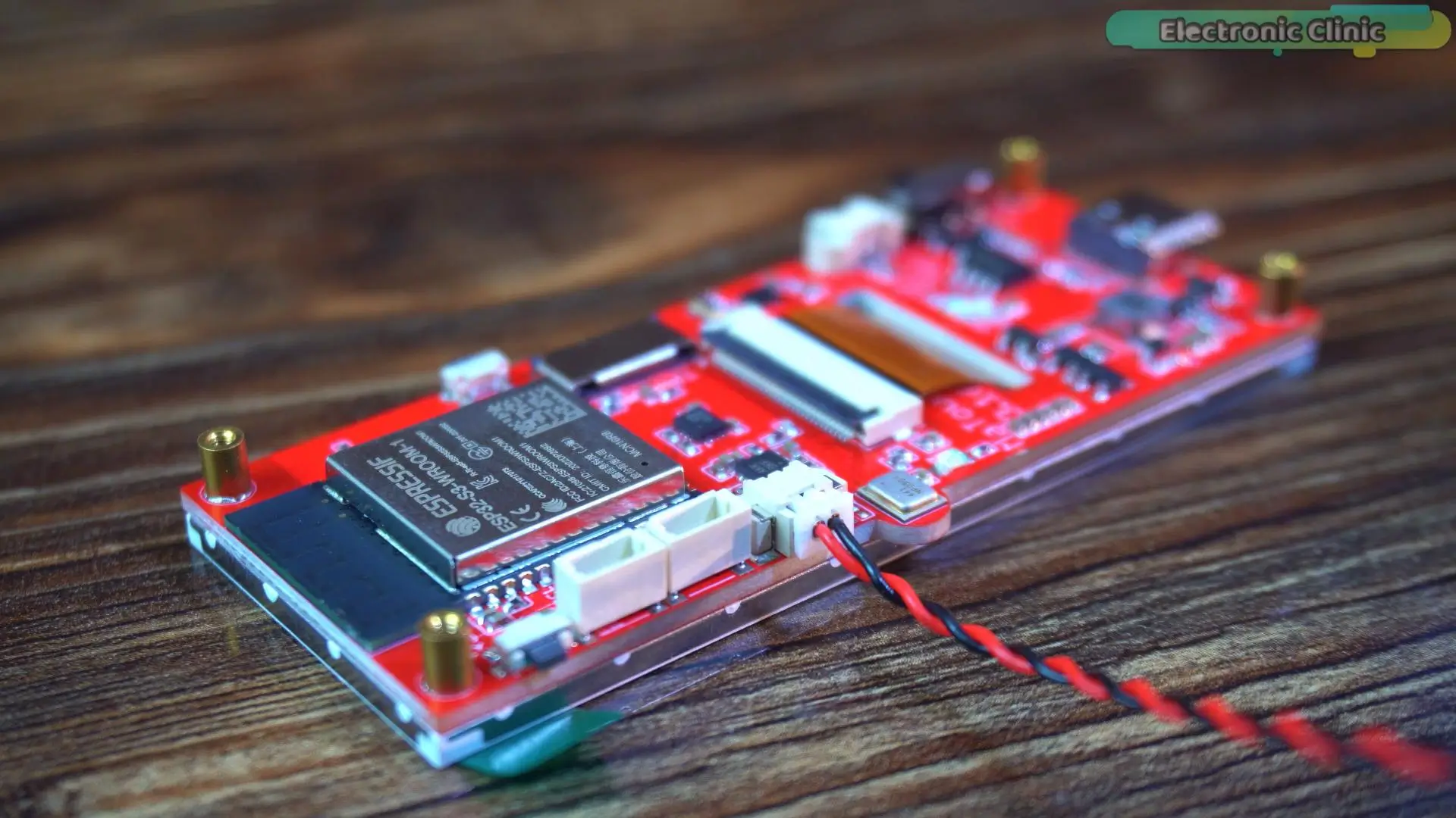 Makerfabs MaTouch 3.16-inch TFT display with ESP32-S3 for building an ESP32 voice recorder