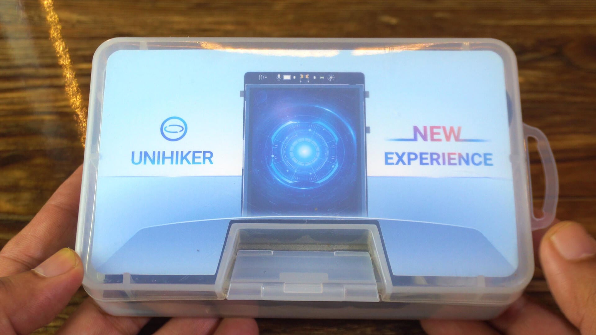 UNIHIKER M10 unboxing and first look at the Python-powered touchscreen SBC