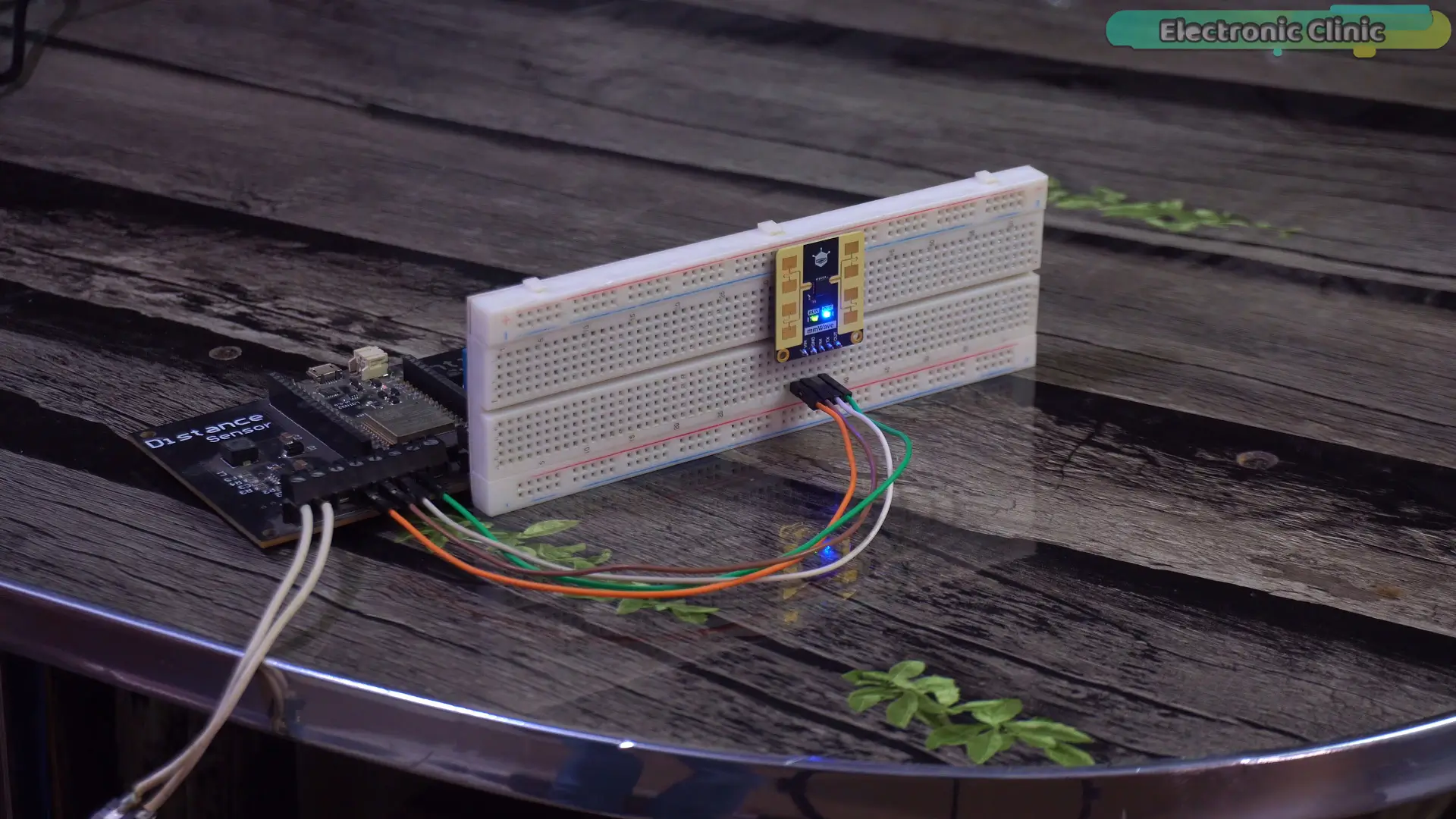 C4001 mmWave sensor for human presence detection