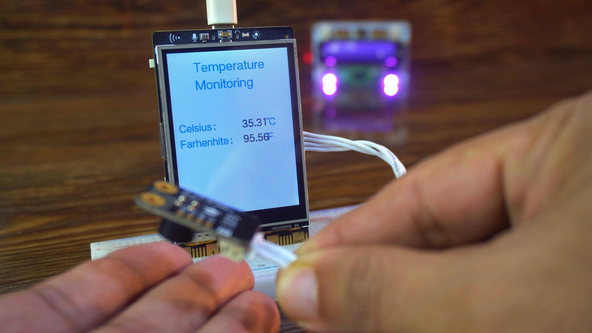 Contactless temperature monitoring using MLX90614 with UNIHIKER M10 and Python Jupyter Notebook