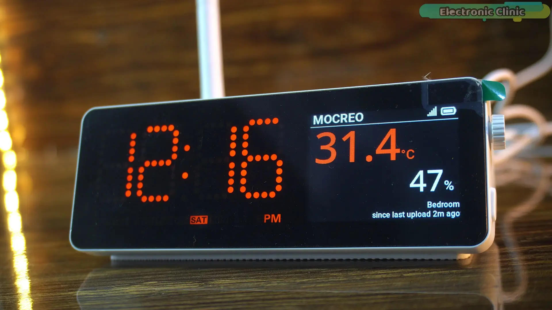 Mocreo LoRa Hub for wireless environmental monitoring system