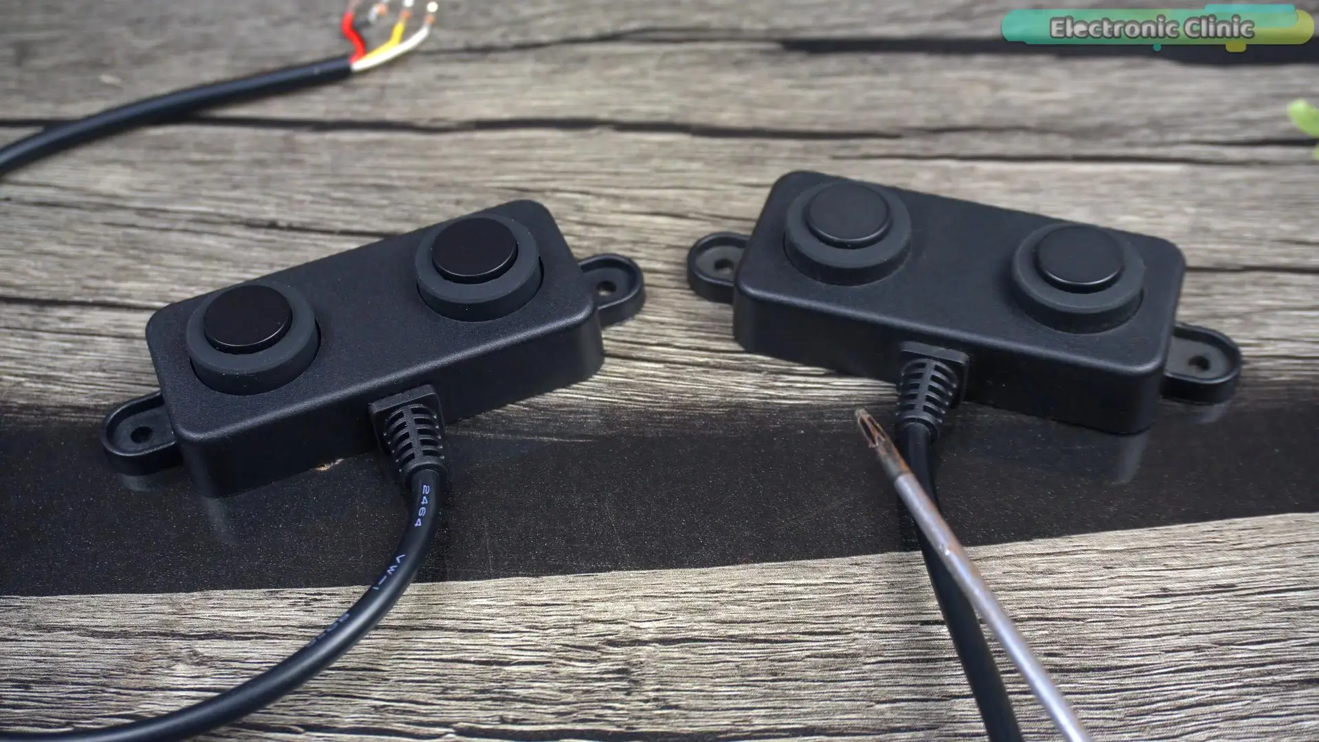A02YYUW ultrasonic sensor UART and PWM versions for water level monitoring