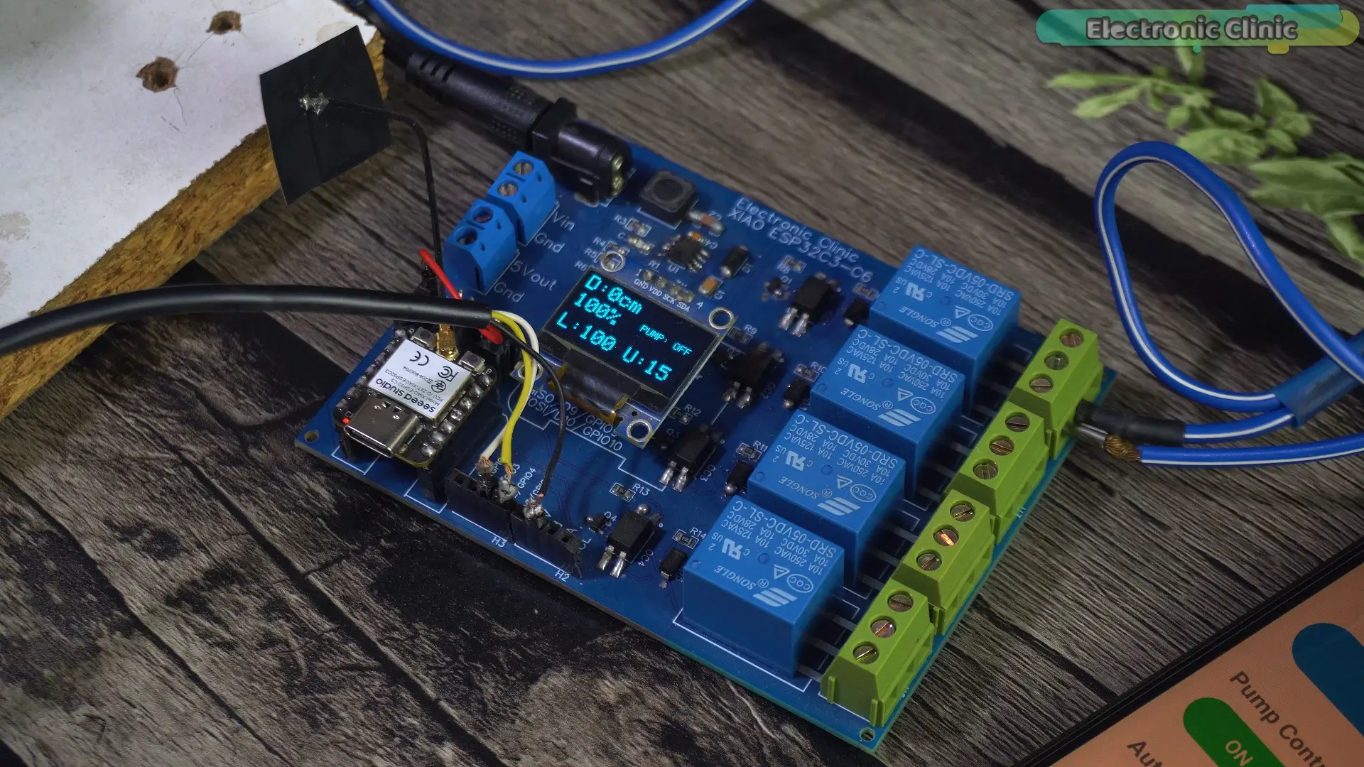 Water tank level values stored in EEPROM memory on the ESP32