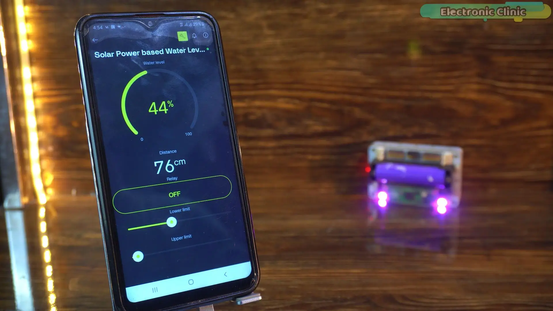 Water level monitoring via cell phone using ESP32 as the tank water level decreases